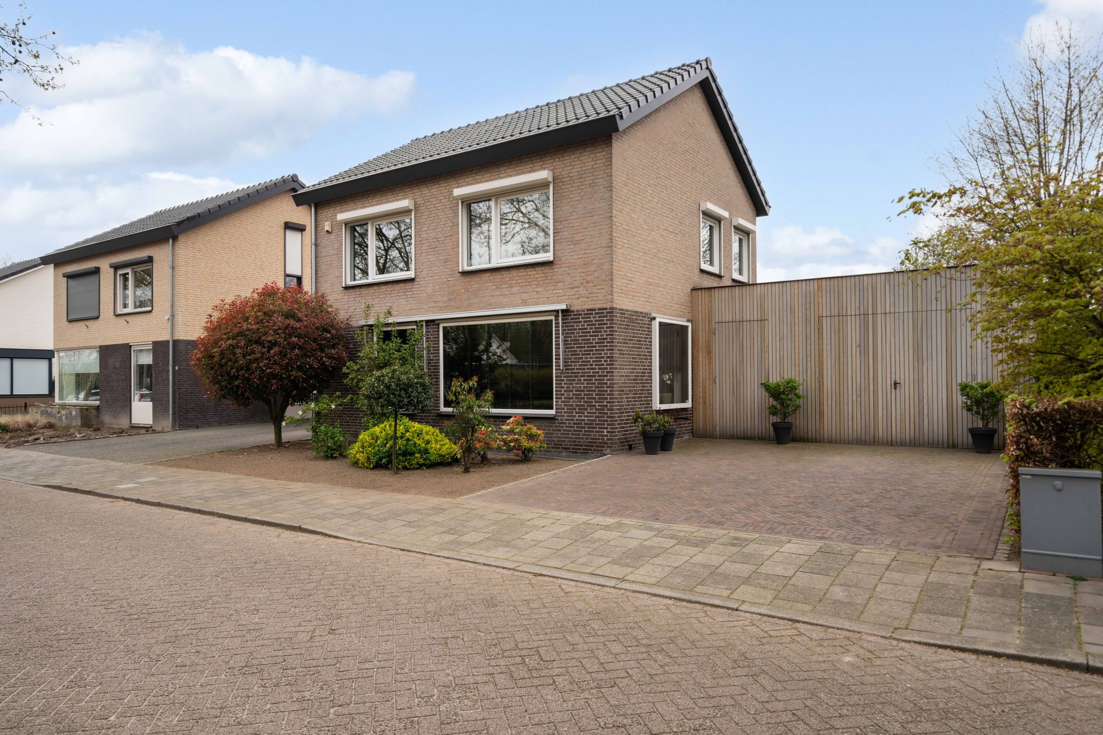 Foto 6 van Maaseikerweg 152