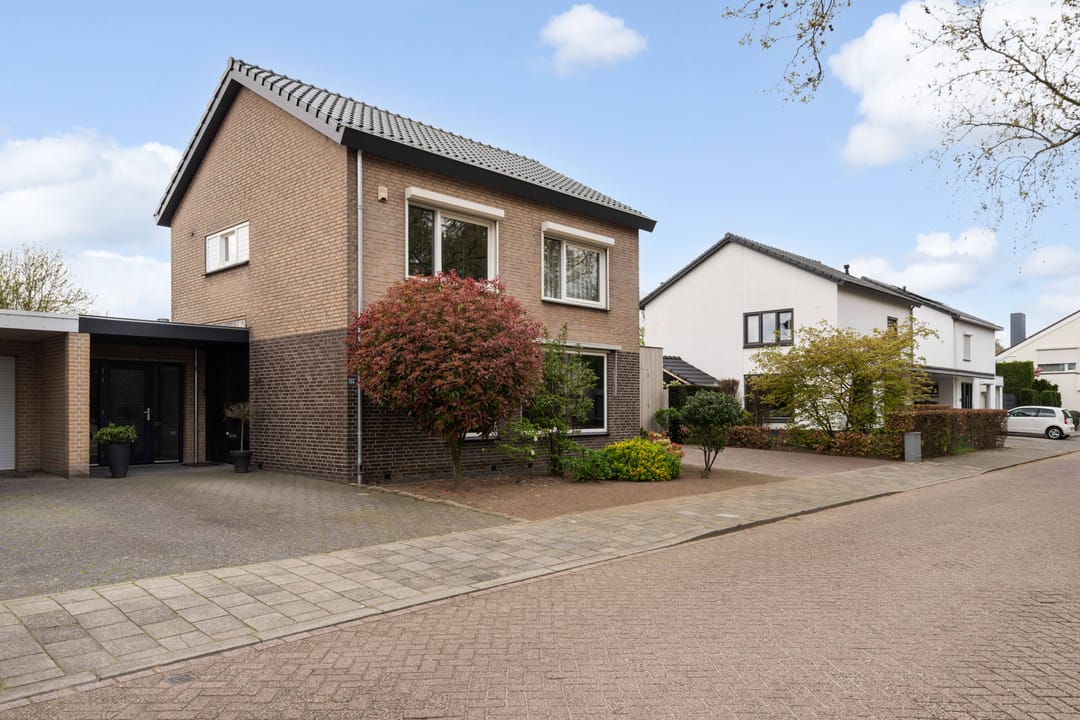 Foto 8 van Maaseikerweg 152