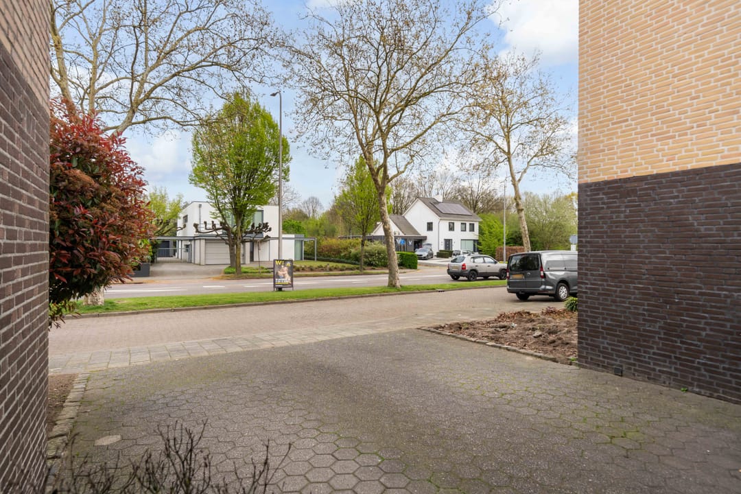 Foto 11 van Maaseikerweg 152