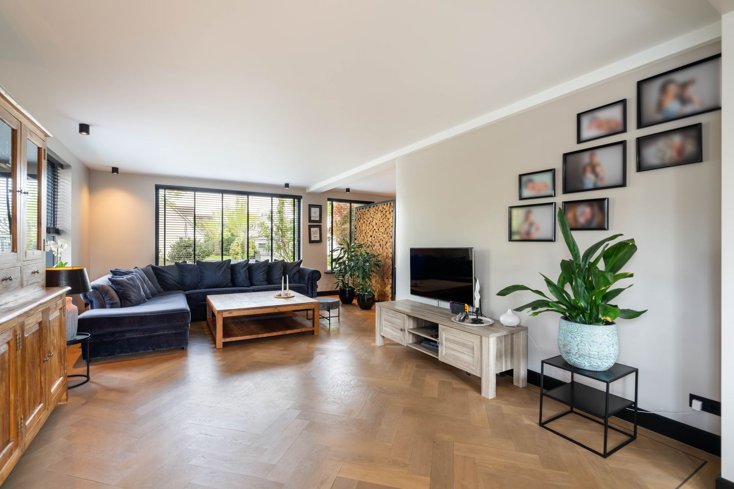 Foto 20 van Maaseikerweg 152