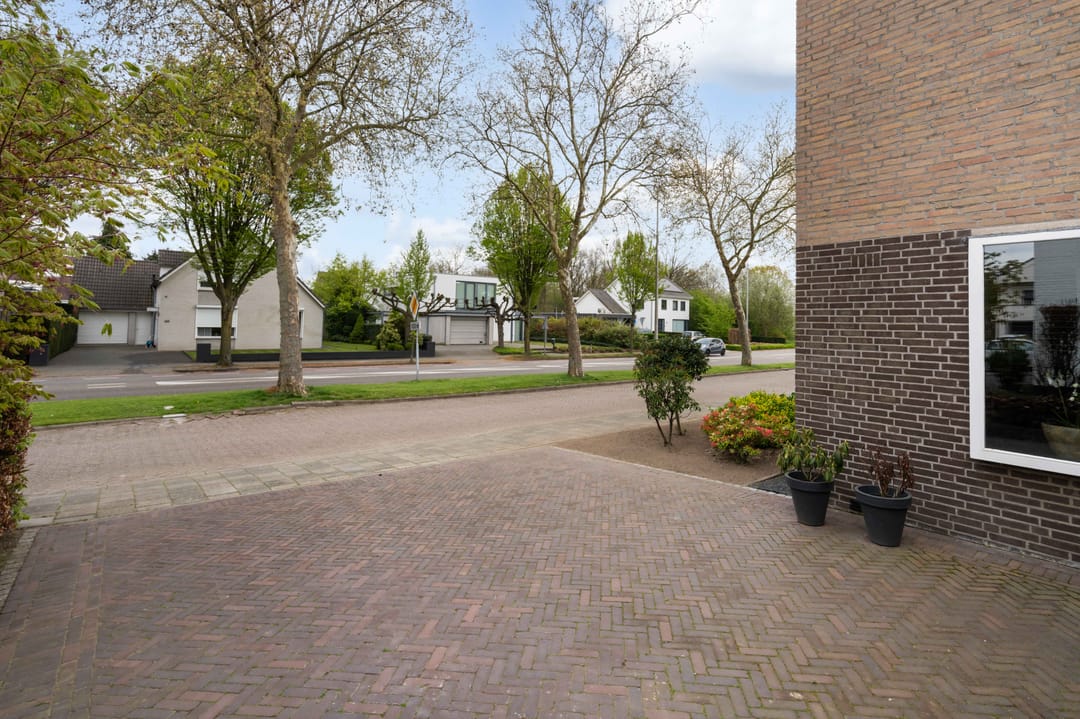 Foto 61 van Maaseikerweg 152