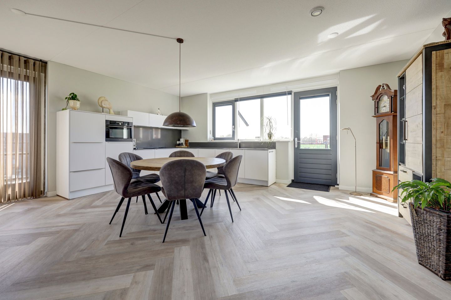 Photo 14 of De Pionier 108