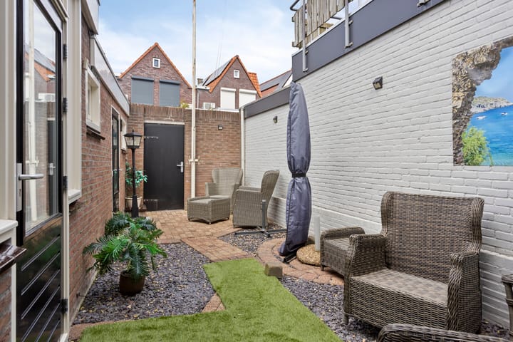 Foto 2 van Pastoor van der Weidenstraat 12