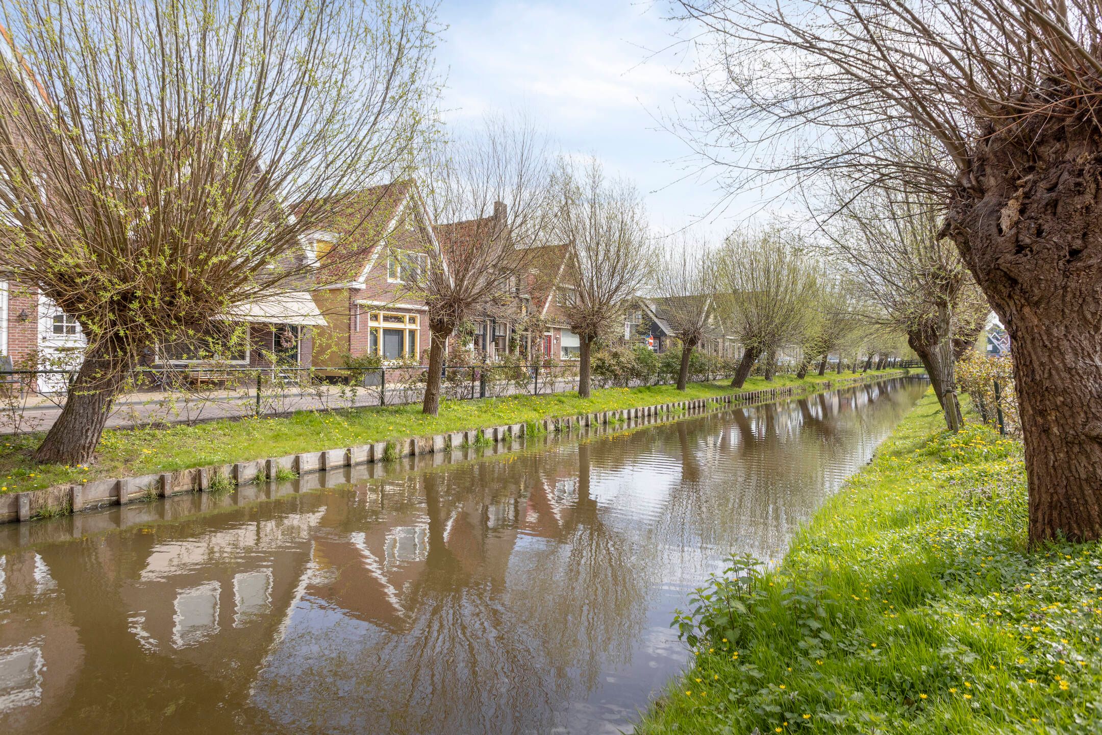 Foto 27 van Pastoor van der Weidenstraat 12