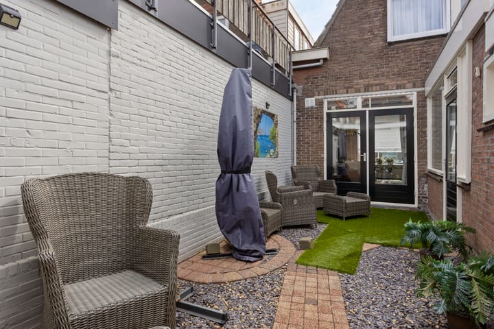 Foto 3 van Pastoor van der Weidenstraat 12