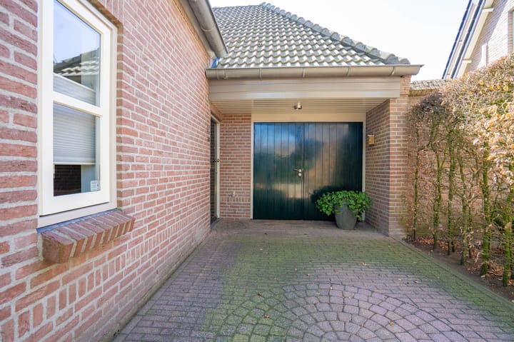 Foto 2 van Hagelkruis 44