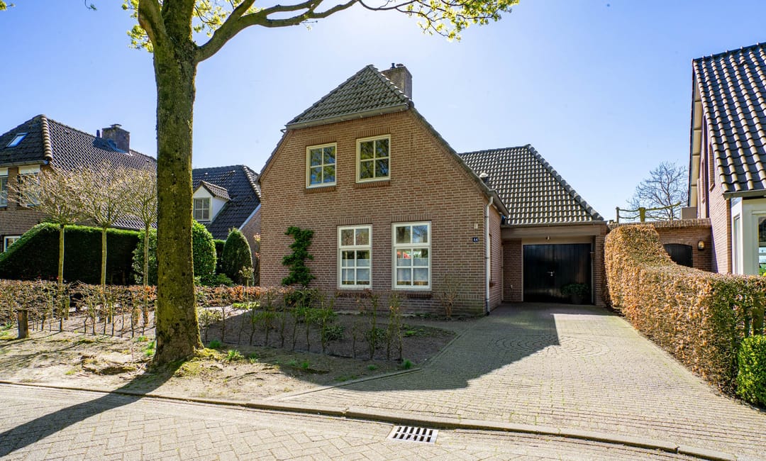 Foto 1 van Hagelkruis 44