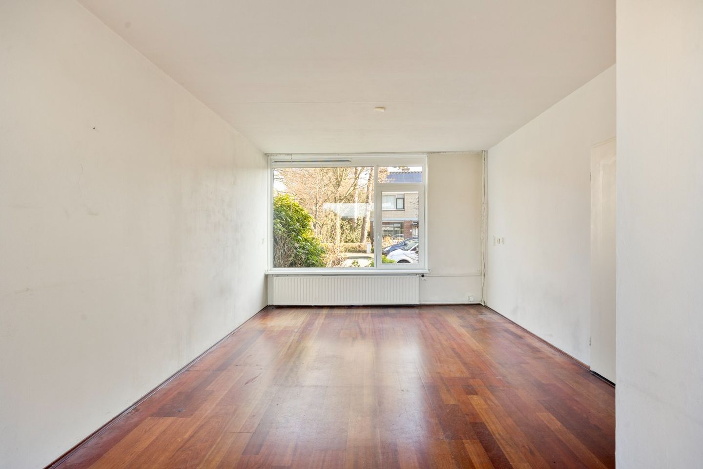 Photo 10 of Donker Curtiusstraat 35