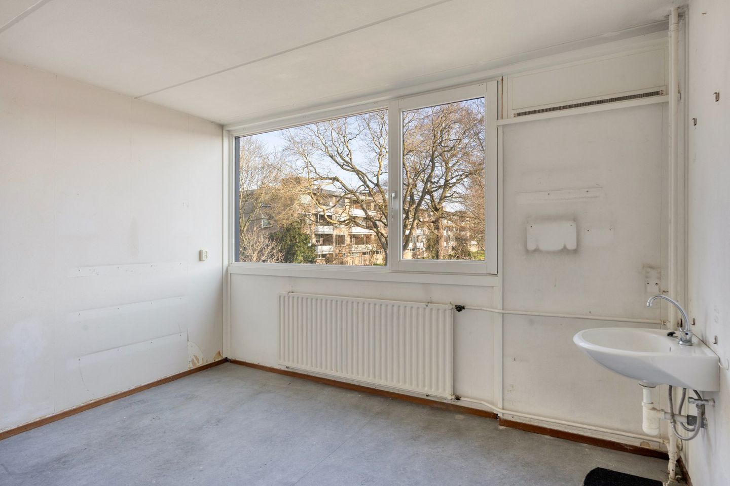 Photo 4 of Donker Curtiusstraat 35