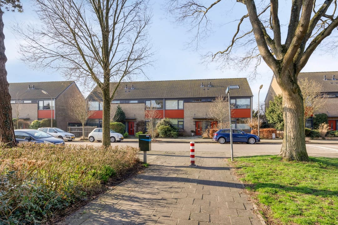 Photo 37 of Donker Curtiusstraat 35