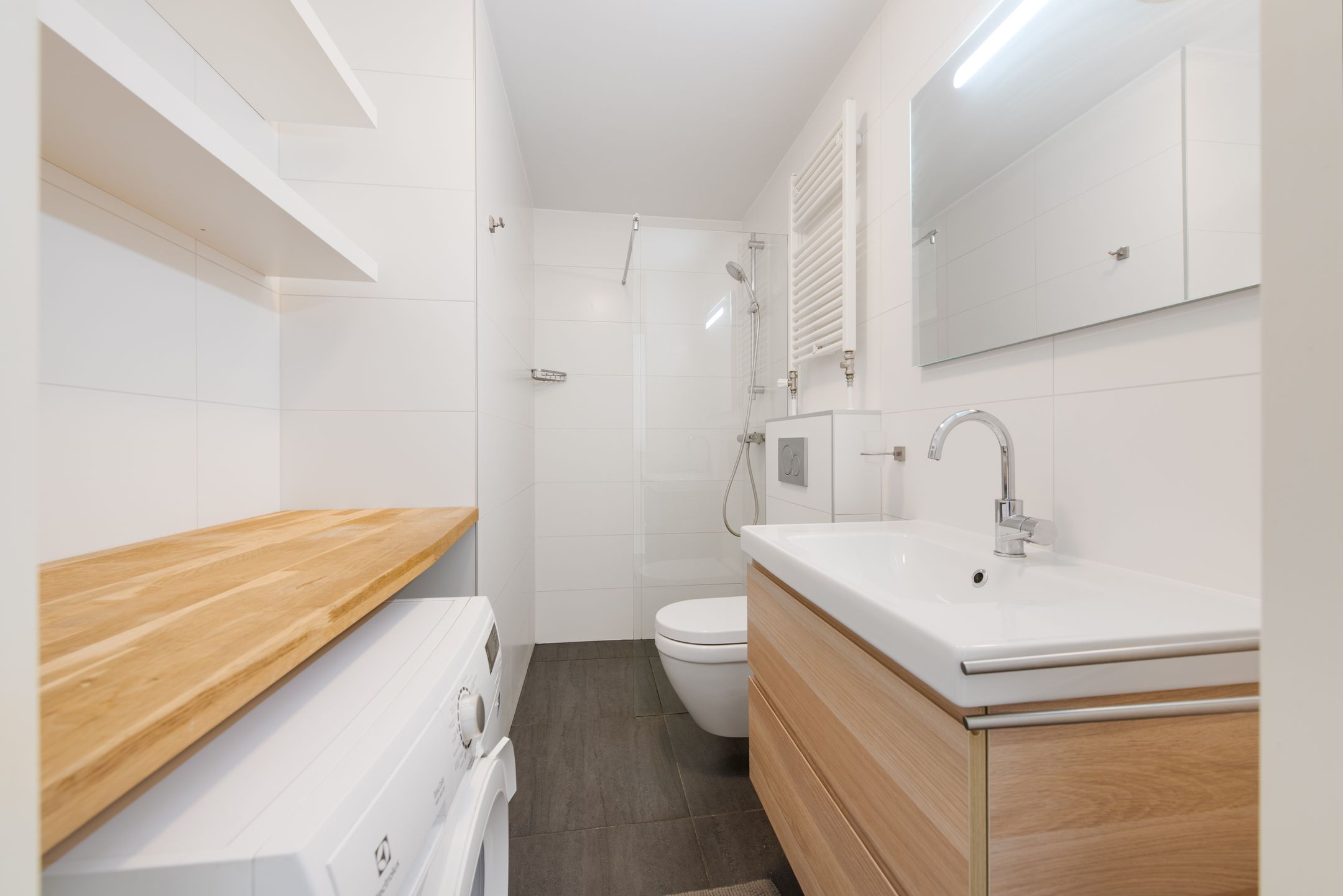 Photo 15 of Rozenstraat 53