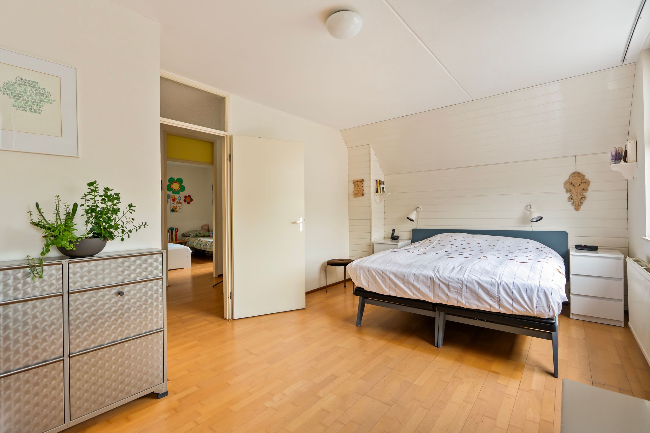 Photo 15 of Roerdompstraat 13