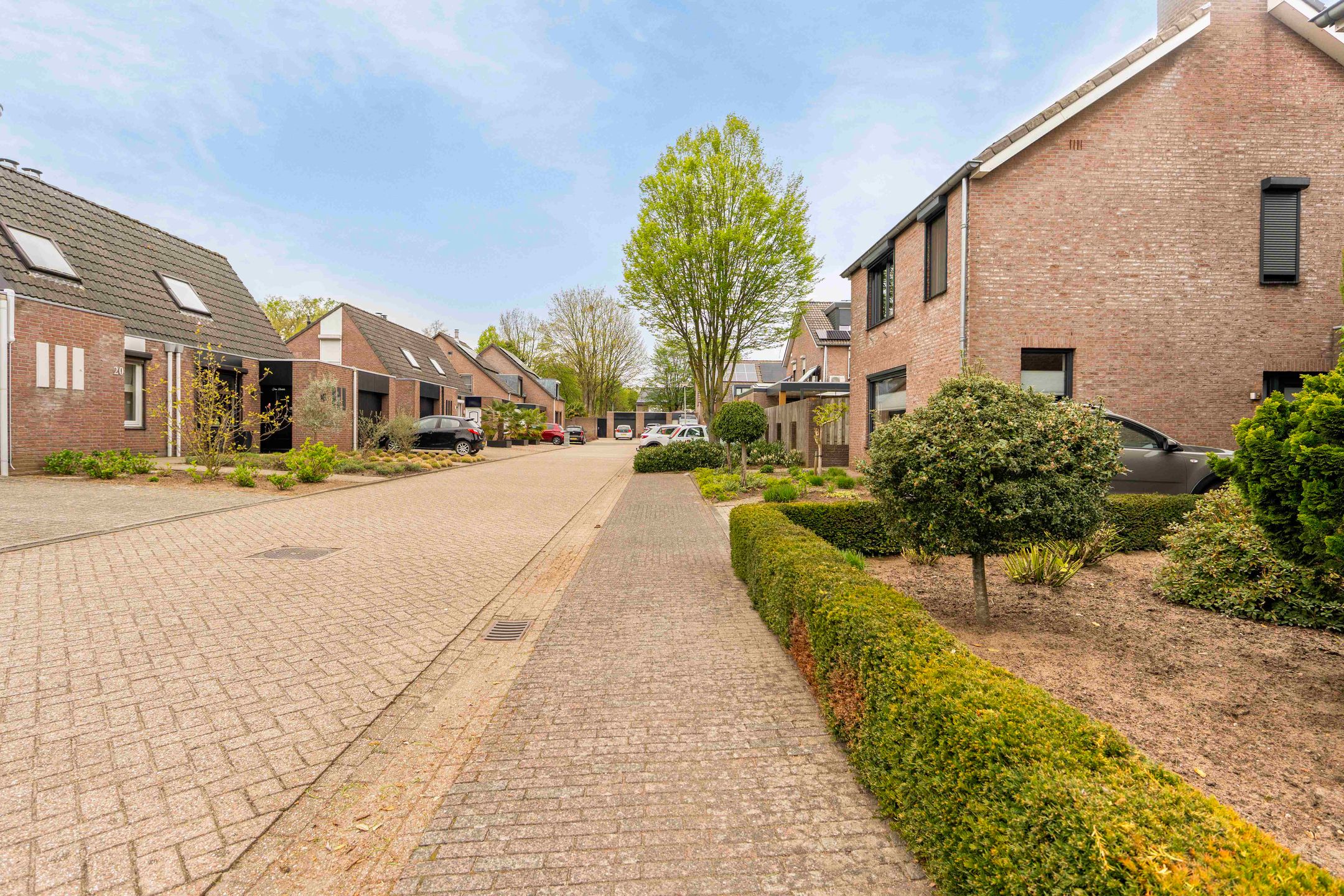 Photo 36 of Roerdompstraat 13