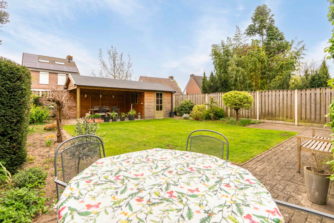 Photo 32 of Roerdompstraat 13