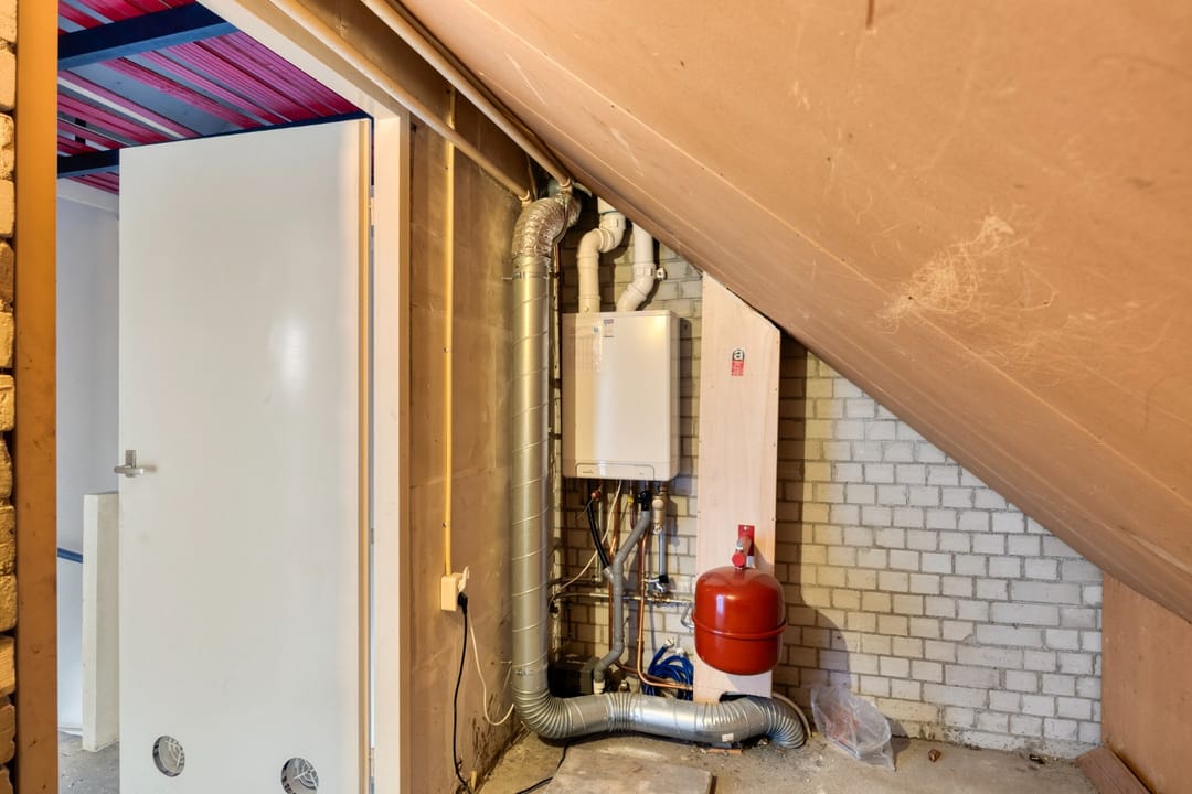 Photo 28 of Donker Curtiusstraat 35