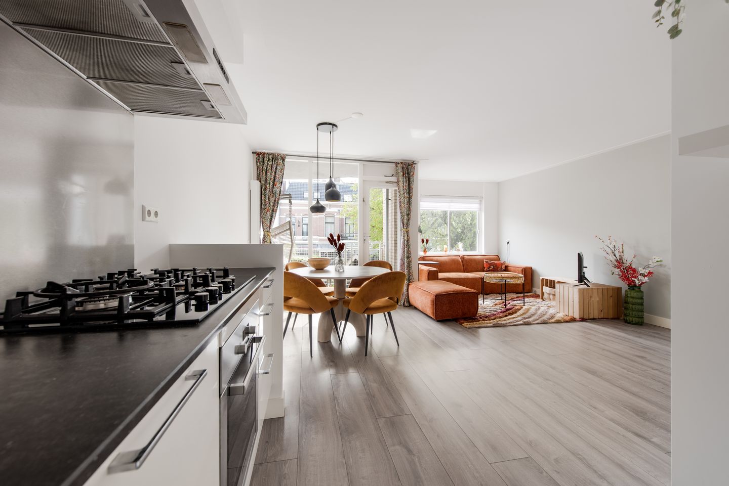 Photo 10 of Rozenstraat 53