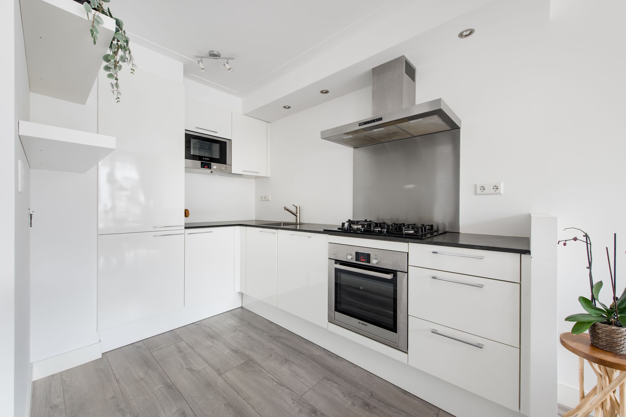 Photo 9 of Rozenstraat 53