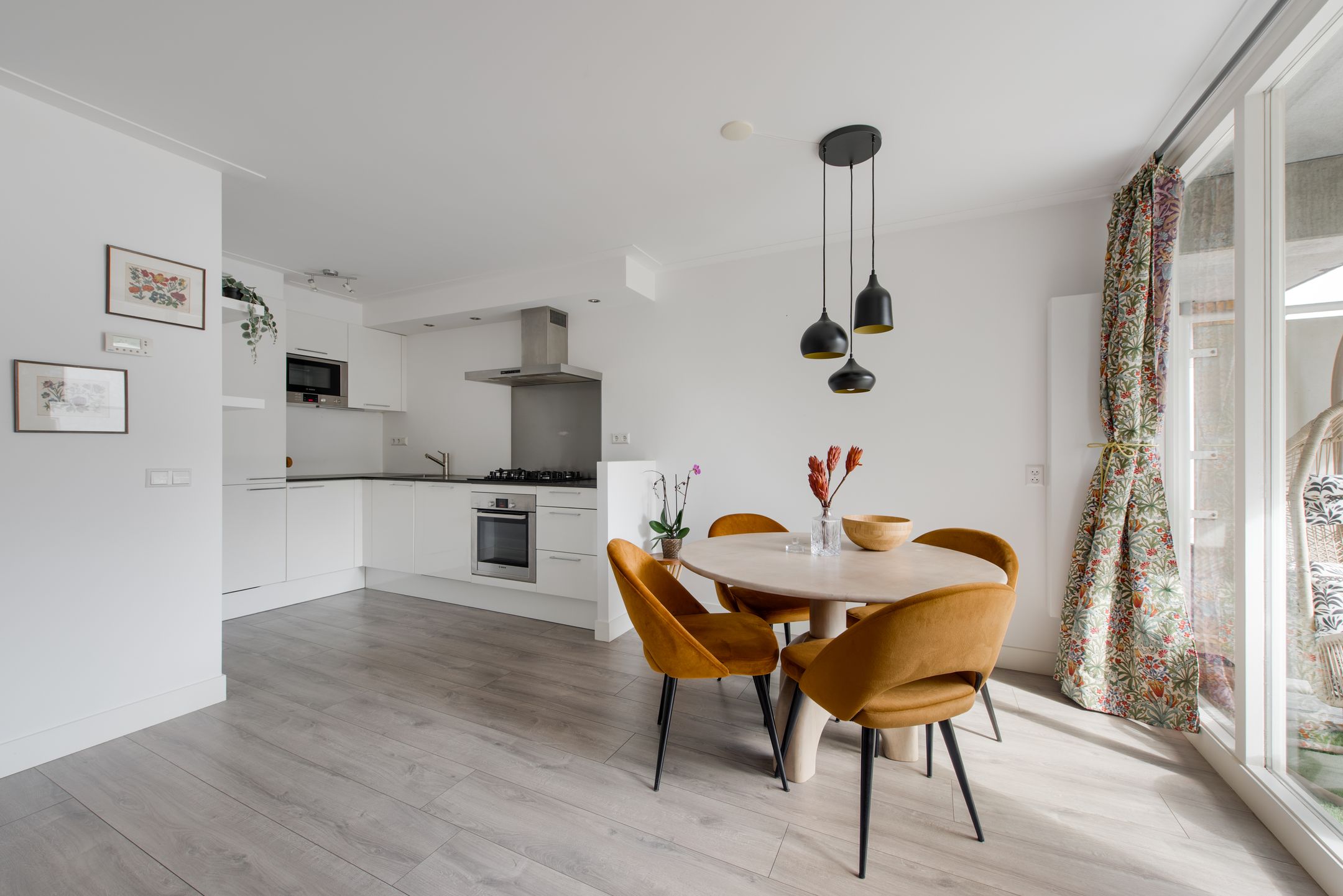 Photo 6 of Rozenstraat 53