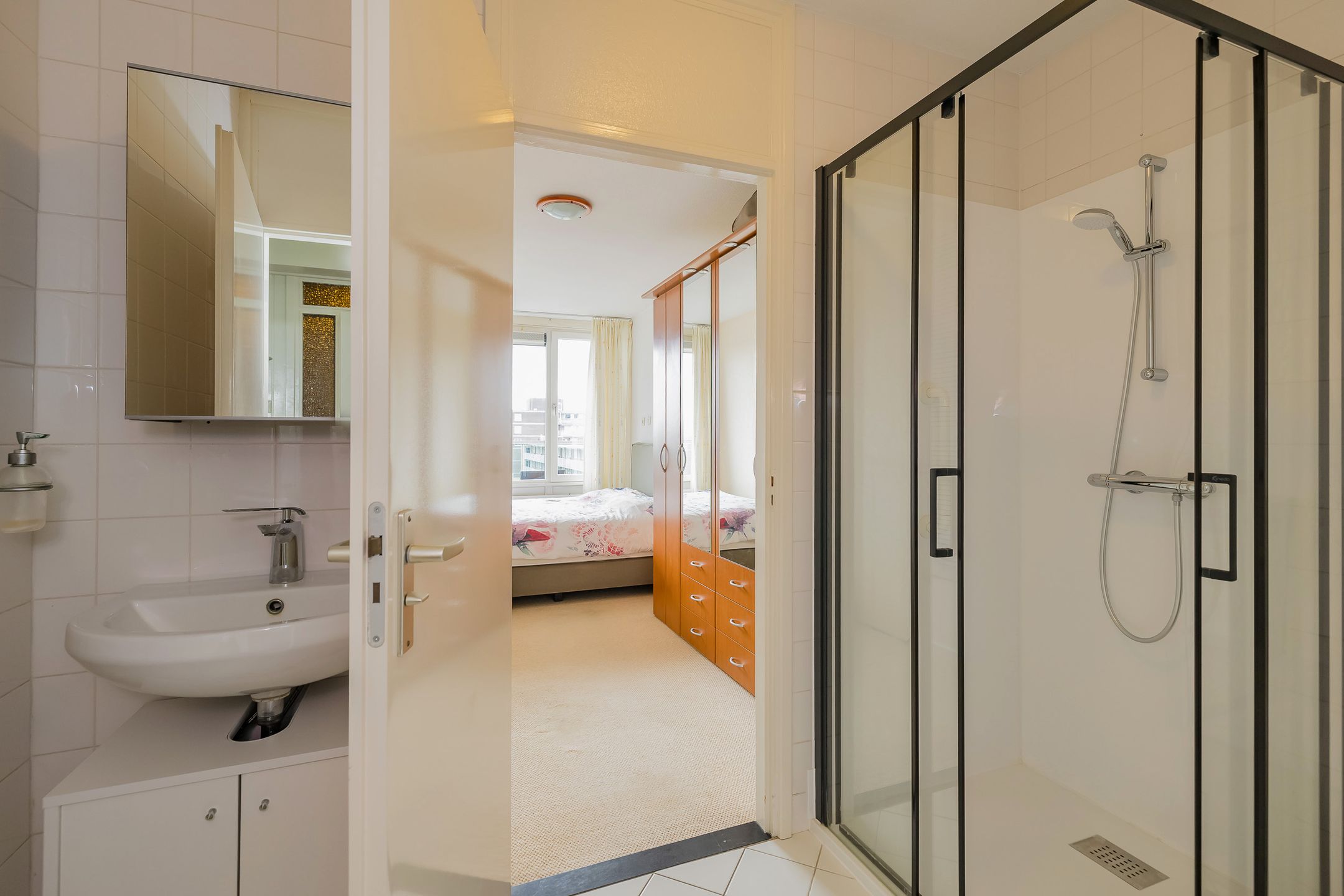 Foto 15 van Beneluxlaan 375