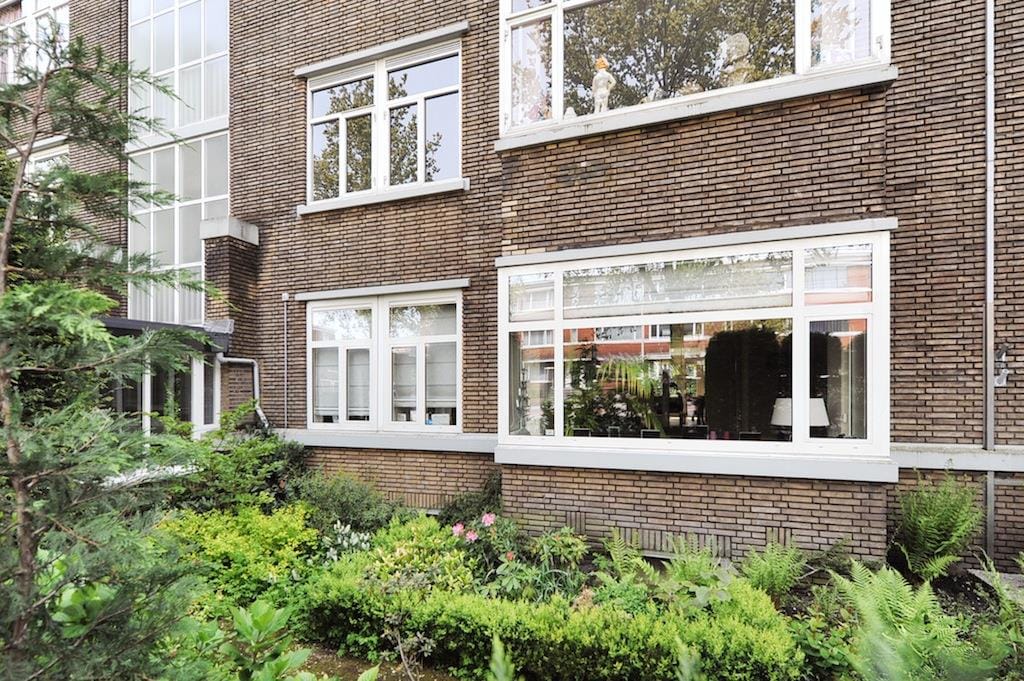 Spacious Ground Floor Apartment with Sunny Southwest Garden Near the Dunes — 37