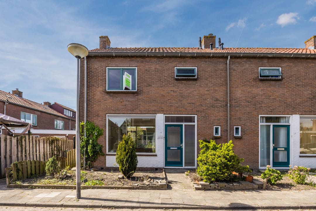 Foto 2 van Julianalaan 14