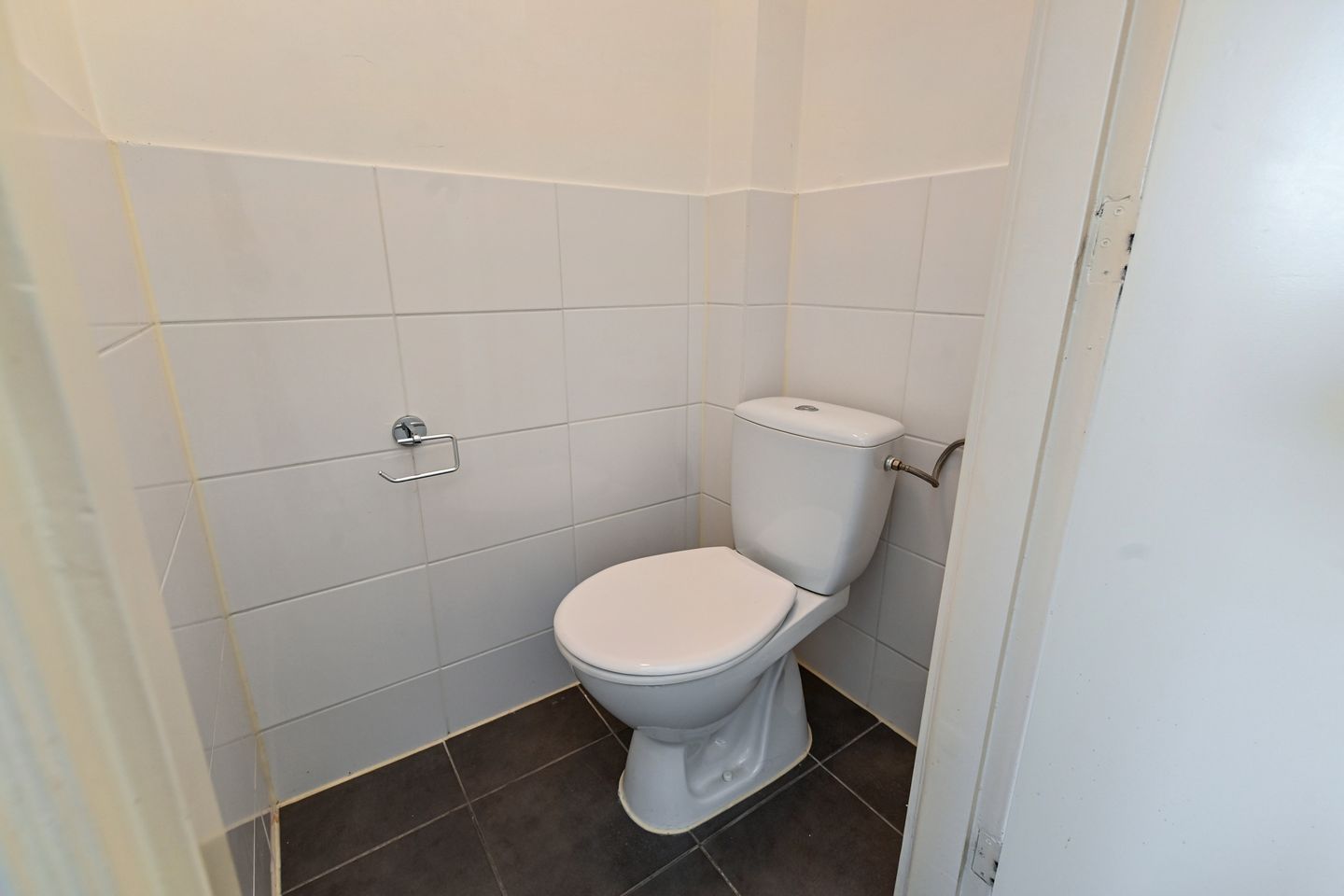 Two-room apartment with balcony in Leyenburg — 14