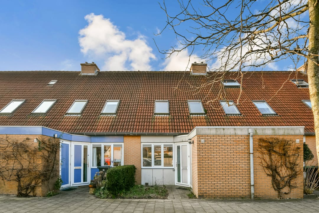 Photo 1 of Wethouder In 't Veldstraat 46