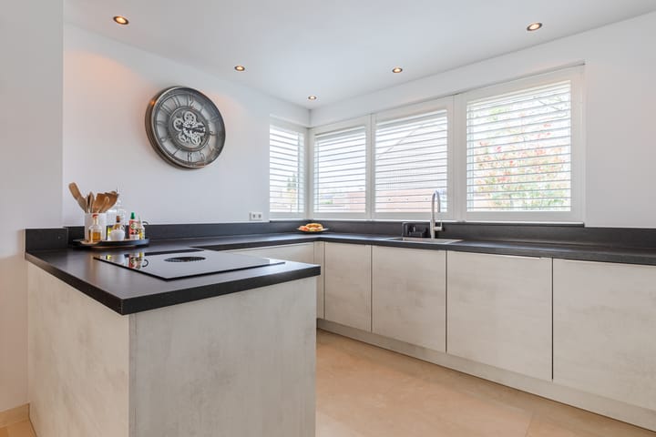 Photo 3 of Huyakker 14