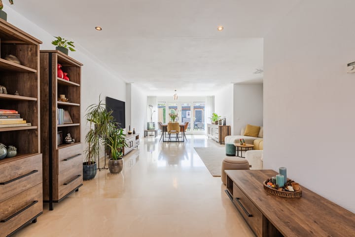 Photo 2 of Huyakker 14