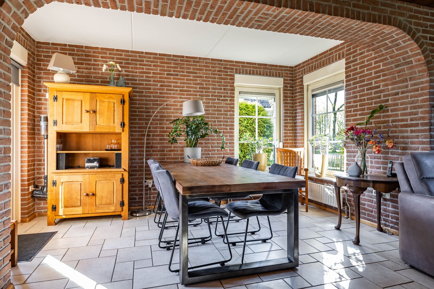 Foto 19 van Varenstraat 1