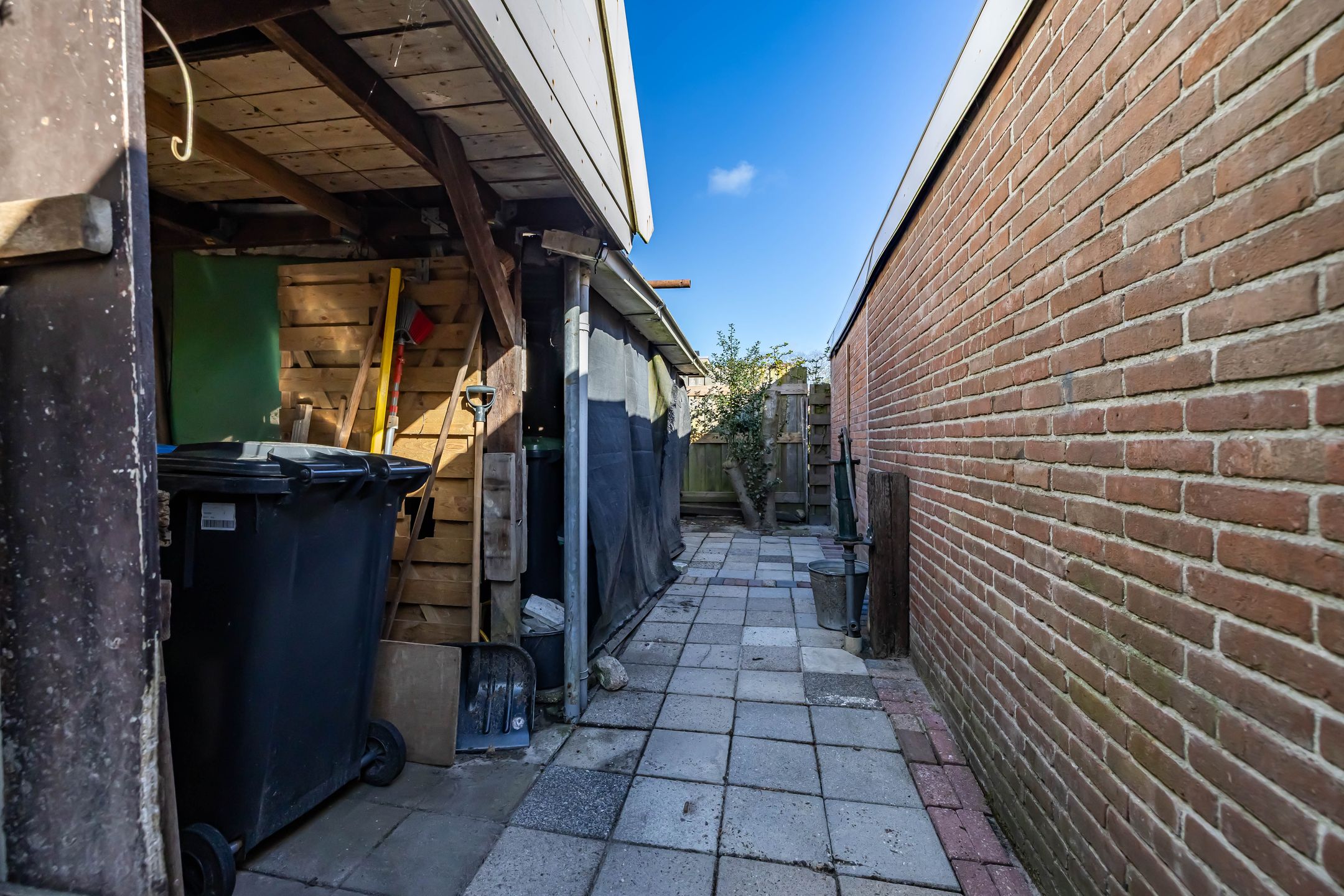 Foto 66 van Varenstraat 1