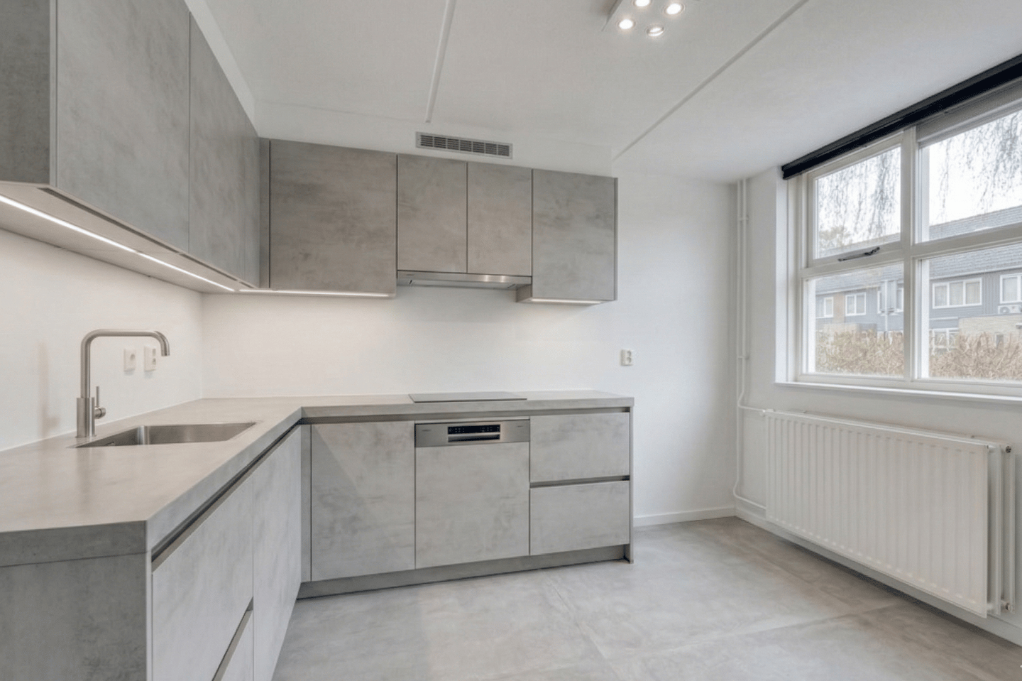 Foto 10 van Paulus Potterstraat 107