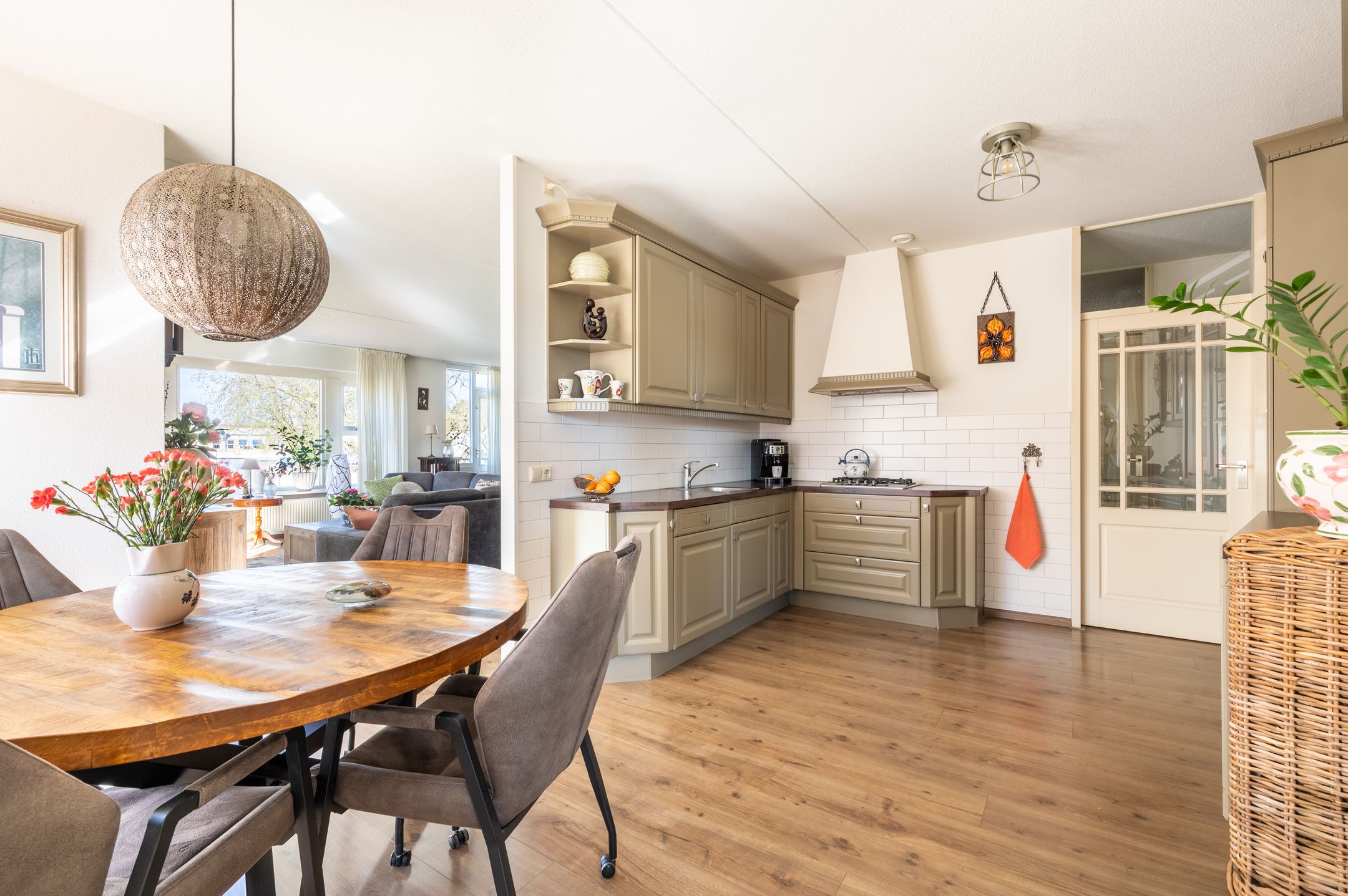 Spacious corner apartment with parking and covered south-facing balcony in Vaassen centre — 12