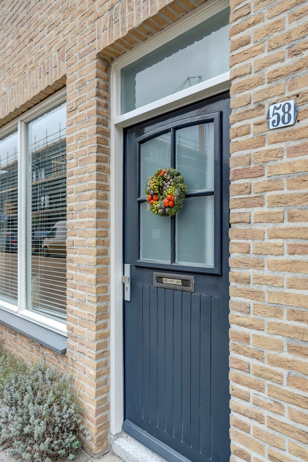 Spacious Townhouse with 4 Bedrooms and 2 Bathrooms in Central Roosendaal — 41