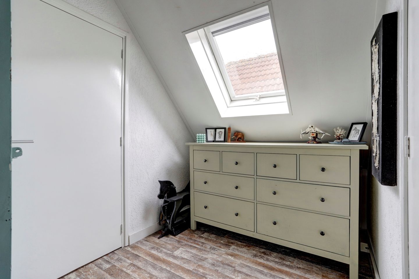 Spacious Townhouse with 4 Bedrooms and 2 Bathrooms in Central Roosendaal — 29