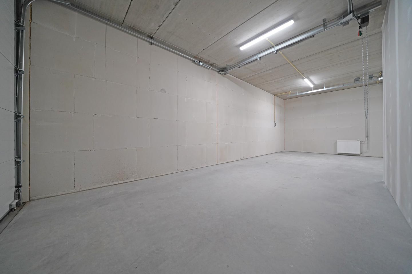 View photo 2 of Markerkant 13 130