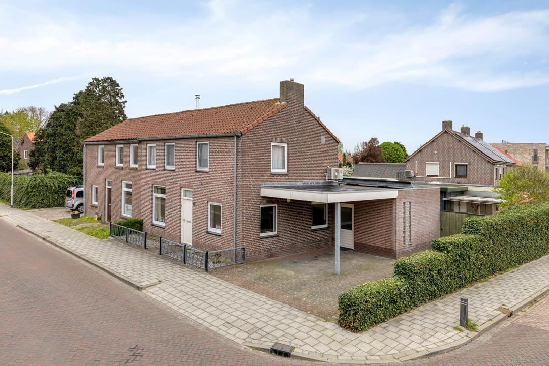 Foto 1 van Coöperatiestraat 15