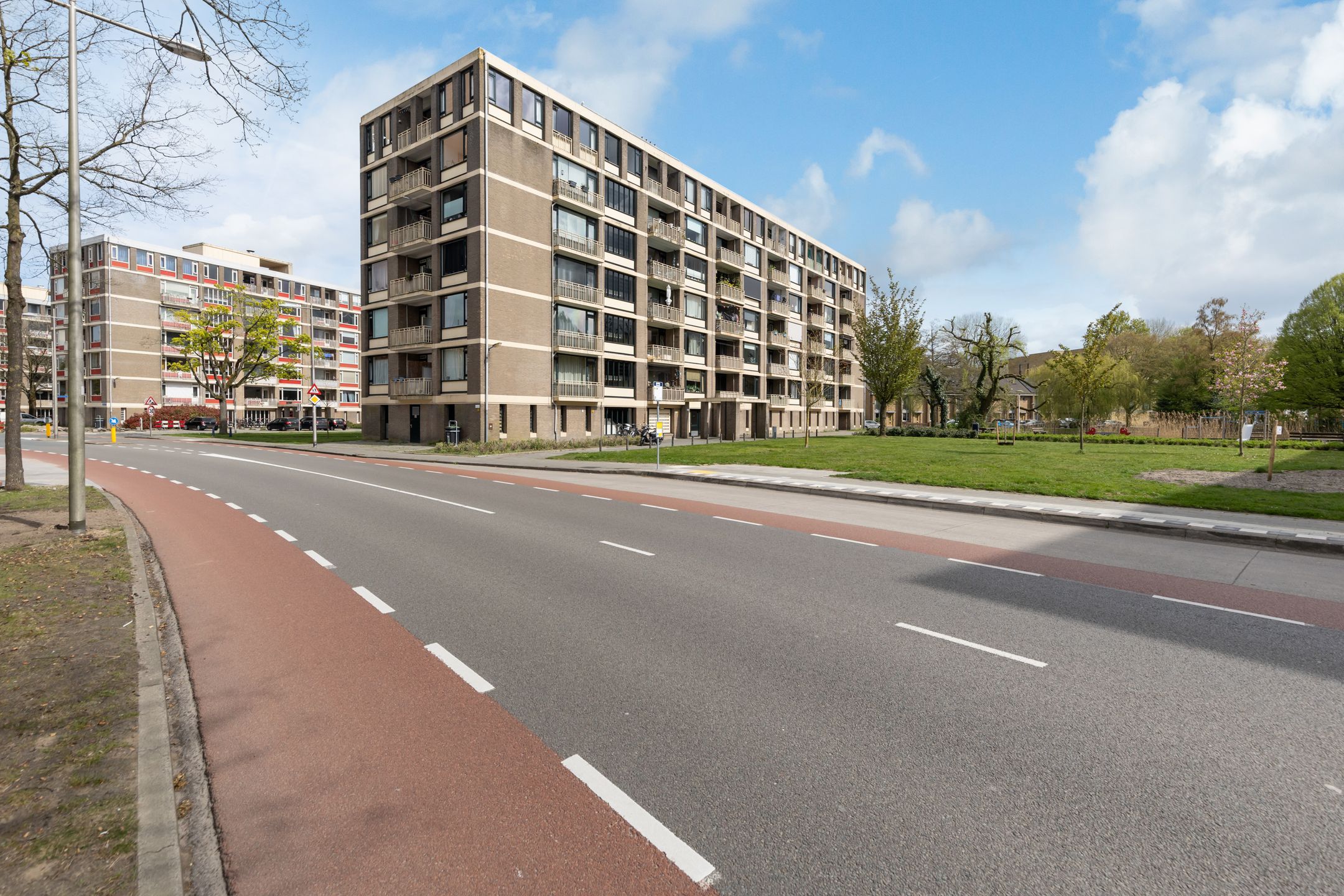 Foto 30 van Ringweg-Randenbroek 44-E