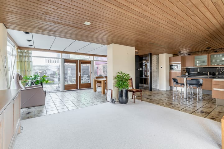 Foto 2 van Dorpsweg 2