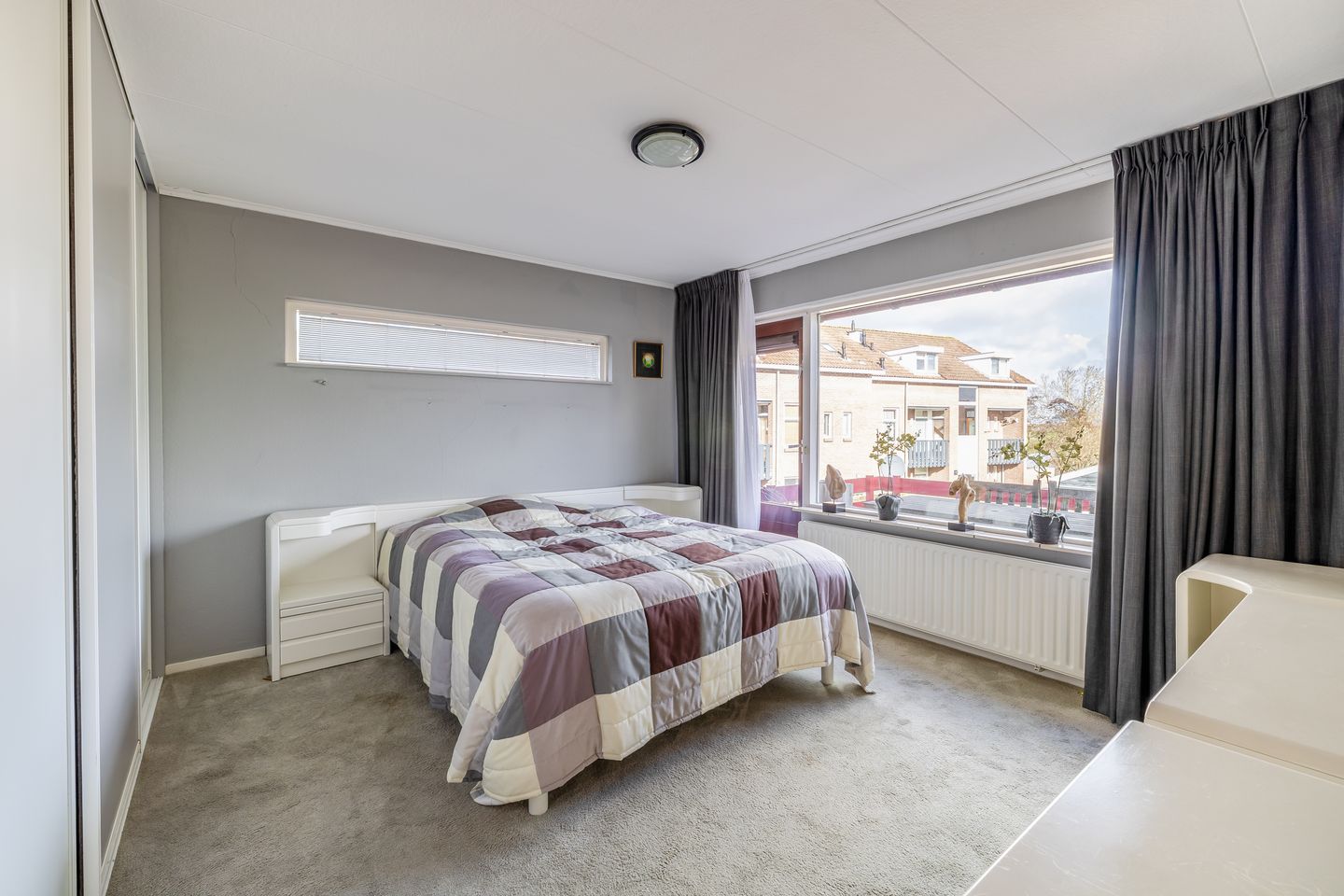 Extended semi-detached house with double garage and rooftop terrace in Reeuwijk-Dorp — 25