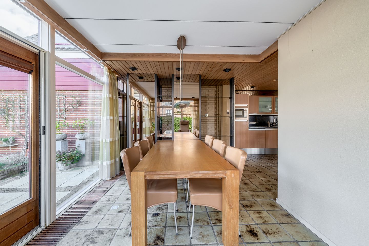 Extended semi-detached house with double garage and rooftop terrace in Reeuwijk-Dorp — 19