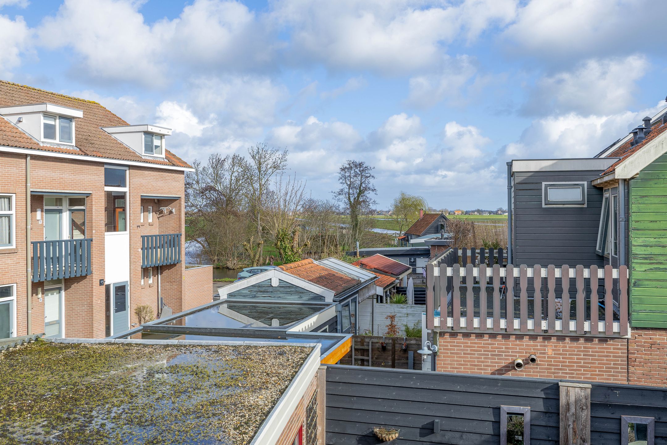 Extended semi-detached house with double garage and rooftop terrace in Reeuwijk-Dorp — 30