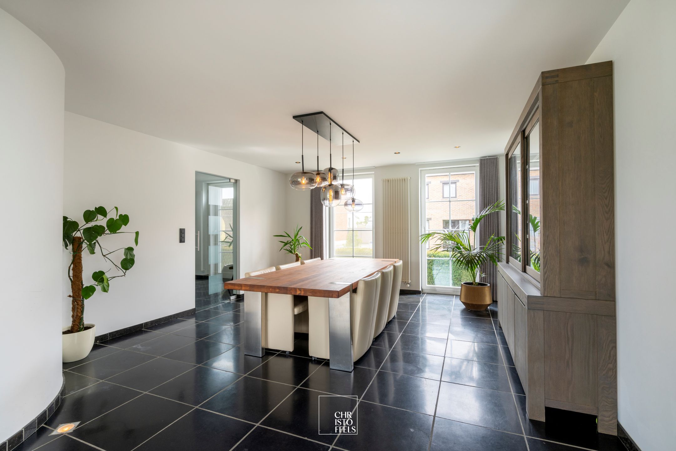 Stylish detached villa with 4 bedrooms and double garage in quiet residential area near Lanaken — 18