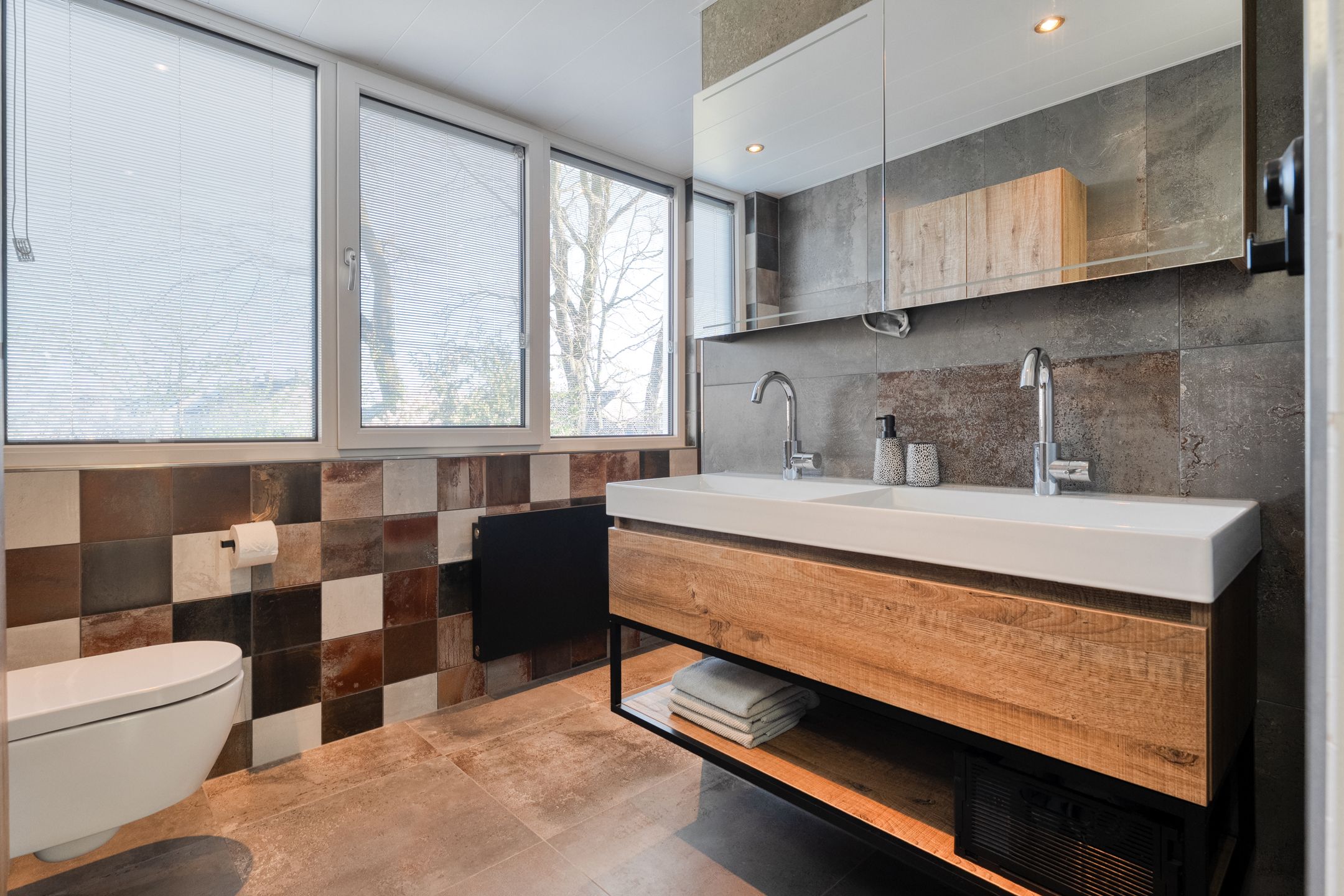 Photo 24 of Edisonstraat 10