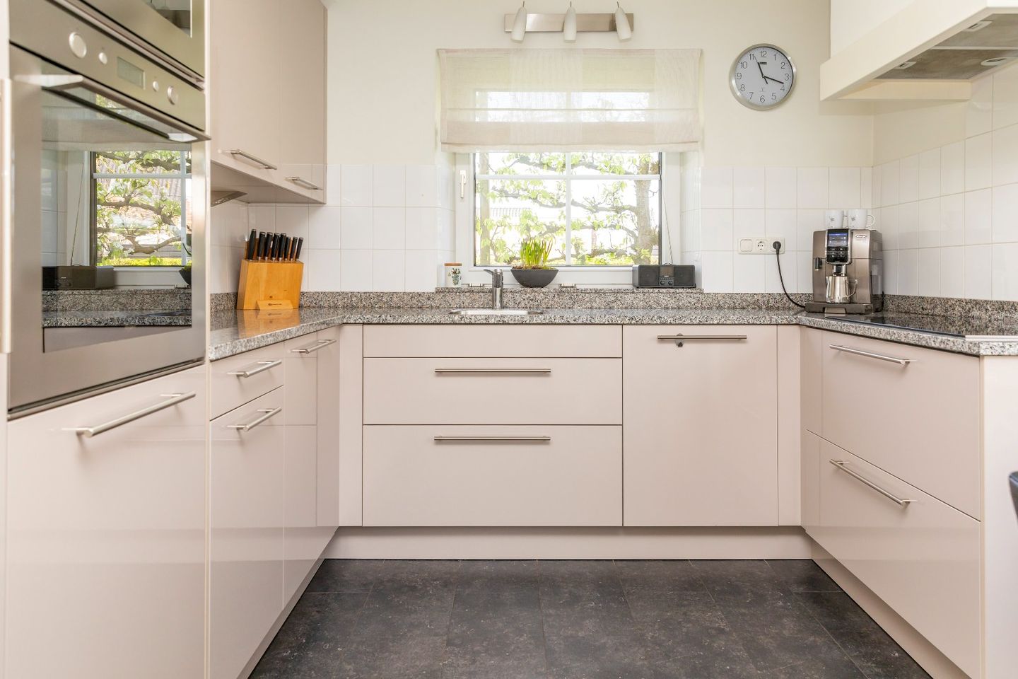 Foto 20 van Broekdijk 44