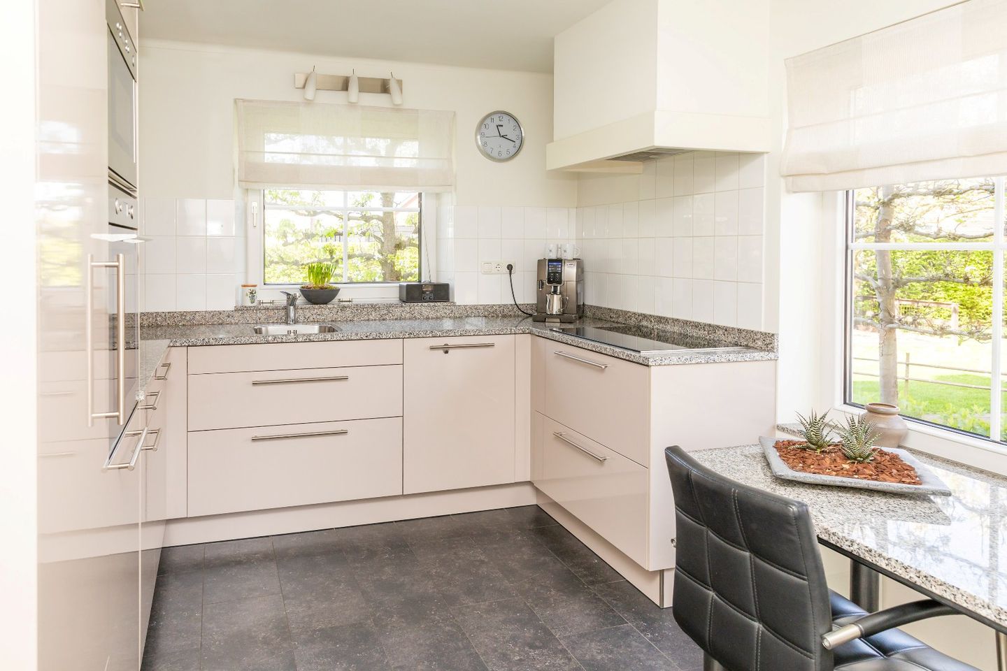 Foto 19 van Broekdijk 44