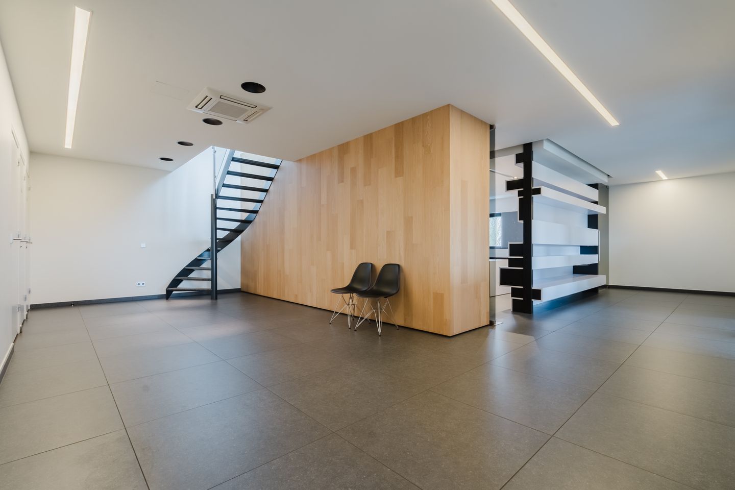 View photo 4 of Wenckebachstraat 12