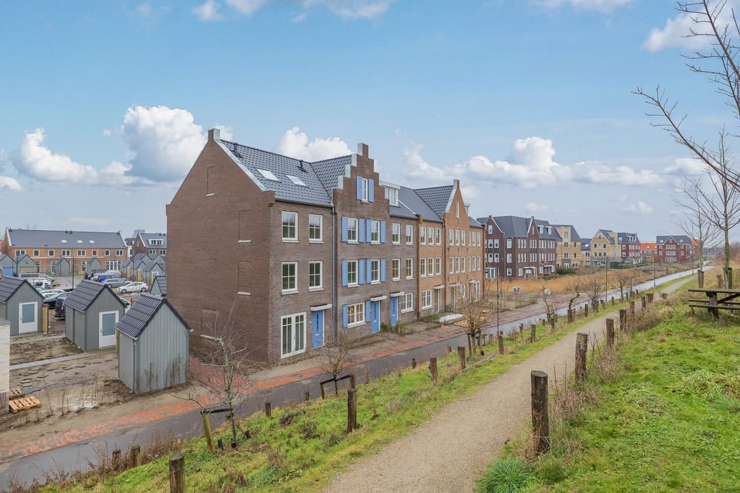 Stylish 4-story park house with A+++ energy label in Wilgenrijk — 47