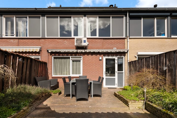 Photo 4 of Piet Heinstraat 5