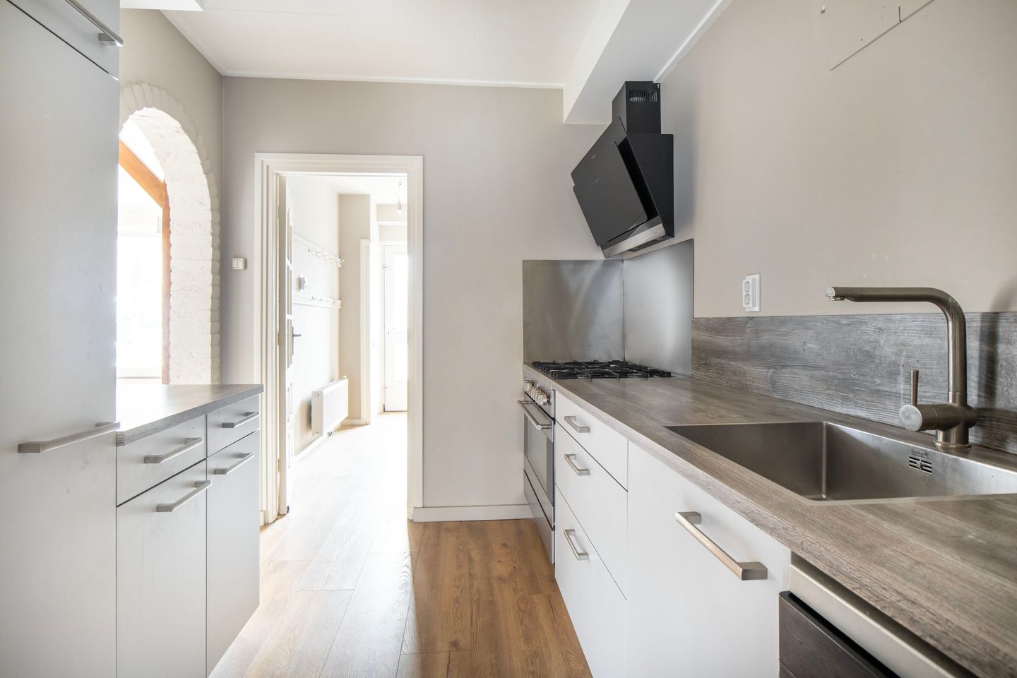 Photo 10 of Schaepmanstraat 22